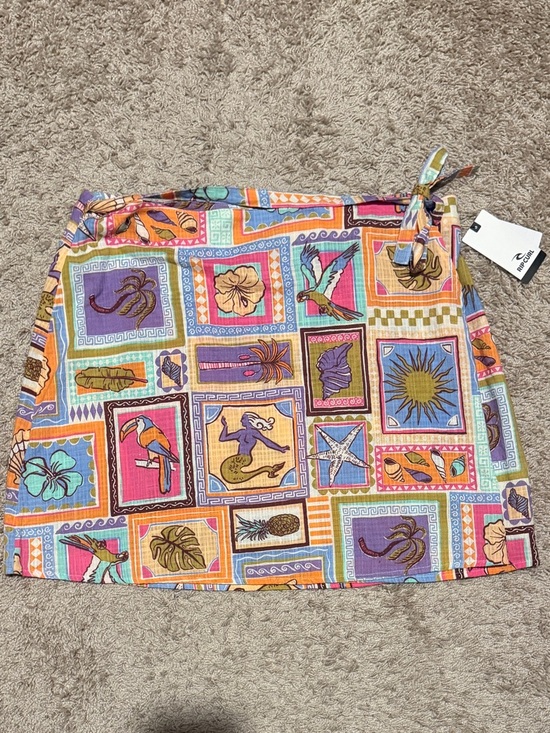 Rip Curl Dresses & Skirts - Rip Curl Tropical Sun & Leaf Print Wrap Skirt in Blue, Yellow & Pink